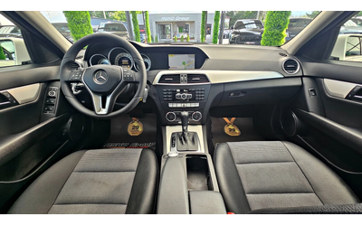 Mercedes-Benz C 220 AMG/AVANGARDE/FACE/GERMANY/PANORAMA/ADAPTIVE/LIZIN - автомобили, коли, обяви за нови и употребявани 8