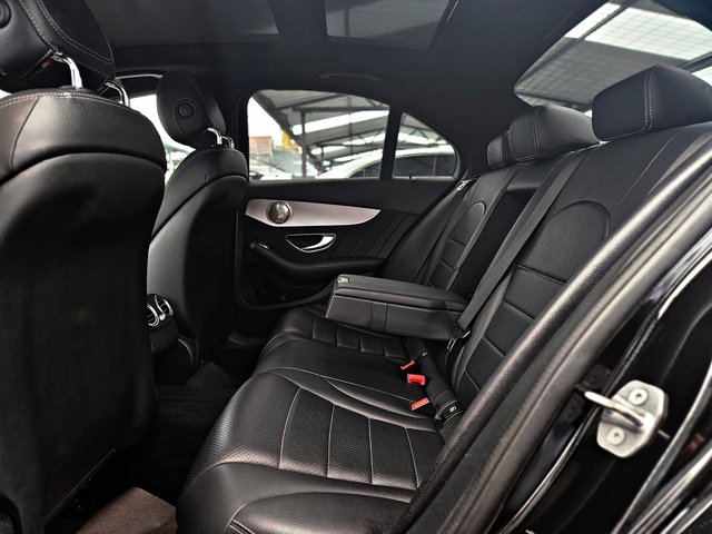 Mercedes-Benz C 220 AMG/GERMANY/CAMERA/PANORAMA/BURMESTER/AUTO HOLD/LI - автомобили, коли, обяви за нови и употребявани 15