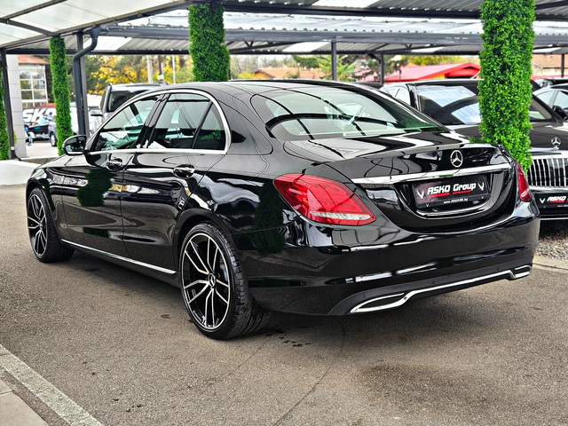 Mercedes-Benz C 220 AMG/9G/GERMANY/CAMERA/AMBIENT/FULL LED/AUTO H/LIZI - автомобили, коли, обяви за нови и употребявани 6