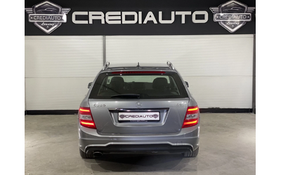 mercedes-benz-c-220 - 4