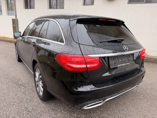 Mercedes-Benz C 220 Крайна цена - автомобили, коли, обяви за нови и употребявани 4