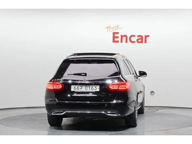 Mercedes-Benz C 220 4MATIC  *БЕЗ ЗАБЕЛЕЖКА* - автомобили, коли, обяви за нови и употребявани 3