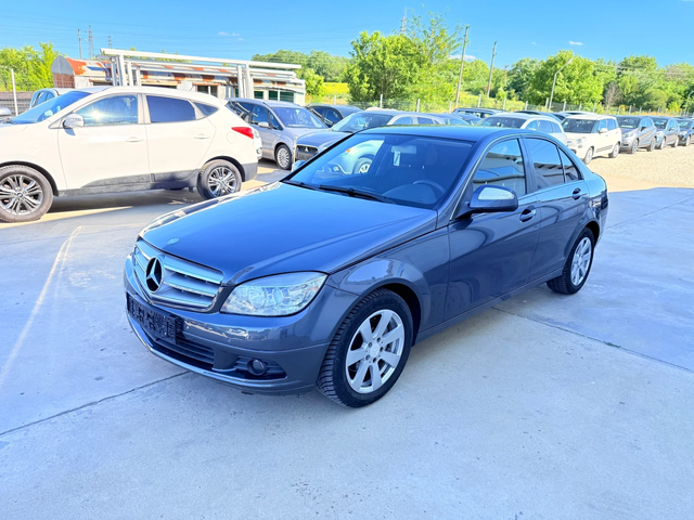Mercedes-Benz C 220 2.2cdi 170k.c* Avtom* UNIKAT* - автомобили, коли, обяви за нови и употребявани 2