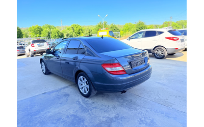 mercedes-benz-c-220 - 4