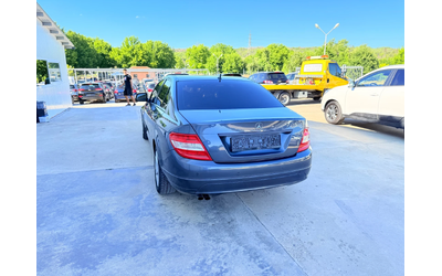 mercedes-benz-c-220 - 5