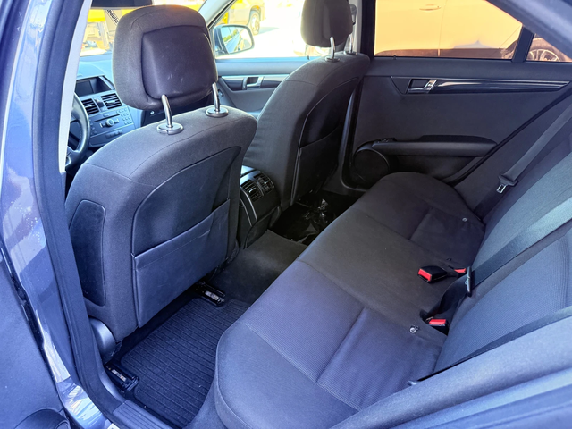 Mercedes-Benz C 220 2.2cdi 170k.c* Avtom* UNIKAT* - автомобили, коли, обяви за нови и употребявани 7