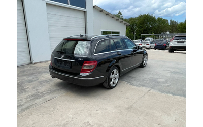 Mercedes-Benz C 220 2.2cdi * AMG* NAVI* UNIKAT* - автомобили, коли, обяви за нови и употребявани 12