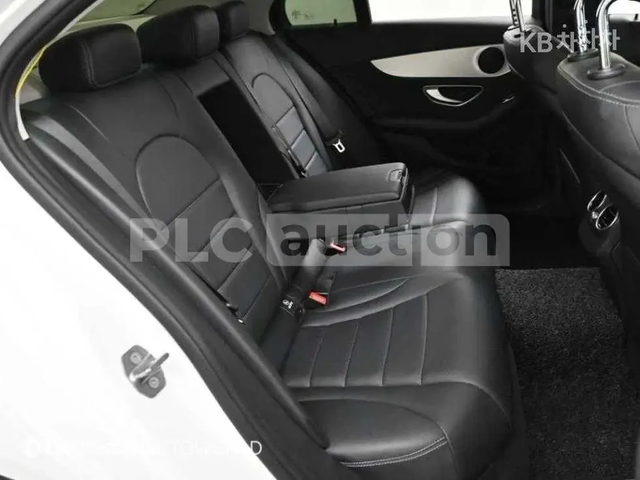 Mercedes-Benz C 220 ДИСТРОНИК/ПОДГРЕВИ/ШИБИДАХ - автомобили, коли, обяви за нови и употребявани 9