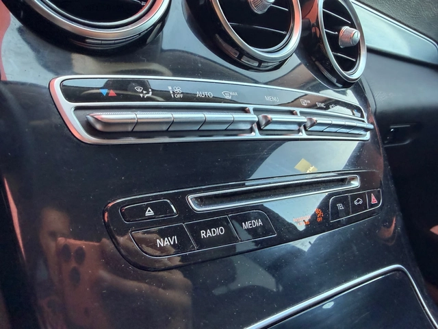 Mercedes-Benz C 220 AMG* LED* 7G* Кожа - автомобили, коли, обяви за нови и употребявани 12