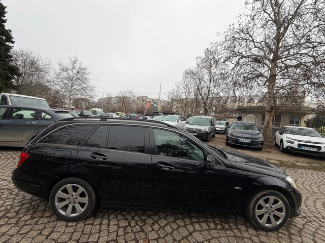 Mercedes-Benz C 220 2.2CDI* FACELIFT* NAVI* - автомобили, коли, обяви за нови и употребявани 4