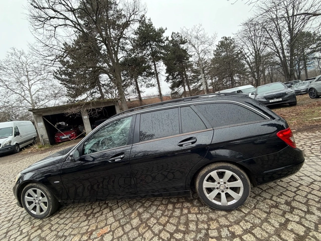 Mercedes-Benz C 220 2.2CDI* FACELIFT* NAVI* - автомобили, коли, обяви за нови и употребявани 8