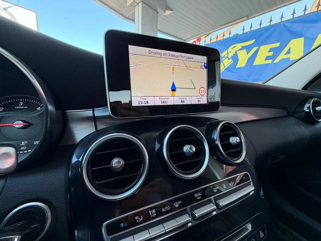 Mercedes-Benz C 220 AMG* БЯЛ* LED* 9G - автомобили, коли, обяви за нови и употребявани 11