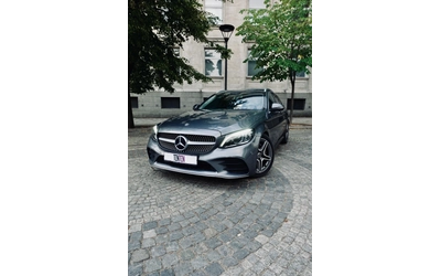 Mercedes-Benz C 220 d / AMG Line / Multibeam LED / Digital - автомобили, коли, обяви за нови и употребявани 0