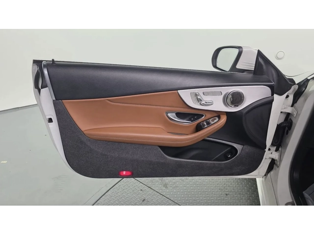 Mercedes-Benz C 220 d / AMG ПАКЕТ / BURMESTER / CARBON / ШИБИДАХ/ HUD - автомобили, коли, обяви за нови и употребявани 6