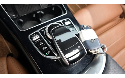 Mercedes-Benz C 220 FACE* AMG PK* NIGHT PK* KEYLESS* КРАЙНА ЦЕНА - автомобили, коли, обяви за нови и употребявани 11