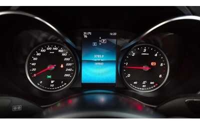 Mercedes-Benz C 220 FACE* AMG PK* NIGHT PK* KEYLESS* КРАЙНА ЦЕНА - автомобили, коли, обяви за нови и употребявани 7