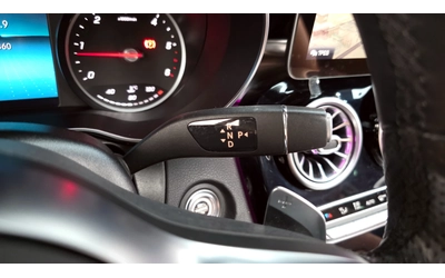 Mercedes-Benz C 220 FACE* AMG PK* NIGHT PK* KEYLESS* КРАЙНА ЦЕНА - автомобили, коли, обяви за нови и употребявани 9