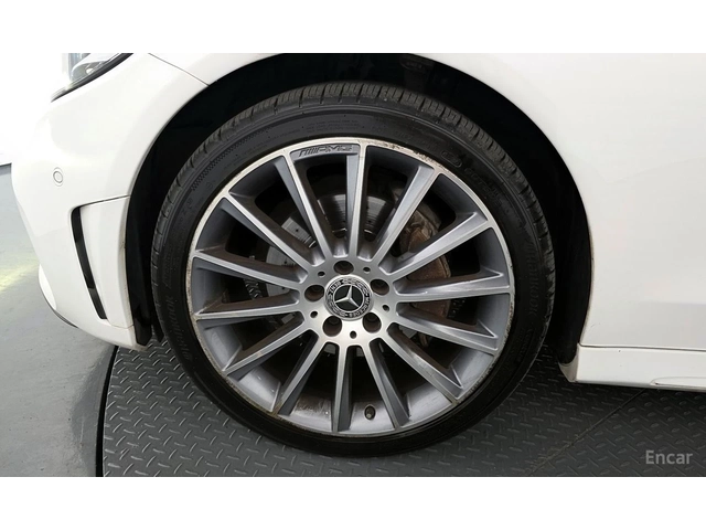 Mercedes-Benz C 220 d 4MATIC Coupe* AMG Line* BURMESTER* ХЕДЪП* PANO* - автомобили, коли, обяви за нови и употребявани 4