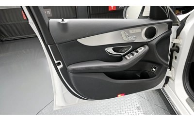 Mercedes-Benz C 220 - автомобили, коли, обяви за нови и употребявани 10