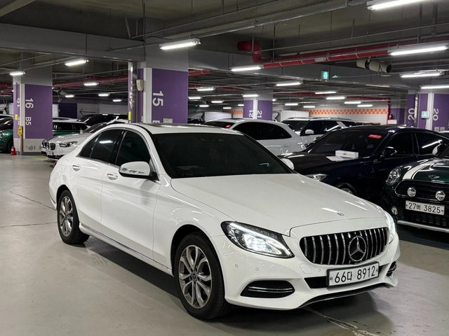 Mercedes-Benz C 220 C220 BlueTEC Avantgarde | HUD | Камера | Smart Key - автомобили, коли, обяви за нови и употребявани 0