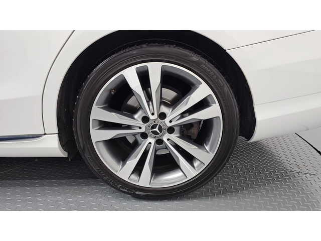 Mercedes-Benz C 220 - автомобили, коли, обяви за нови и употребявани 5