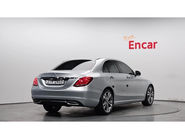 Mercedes-Benz C 220 AVANGARDE - автомобили, коли, обяви за нови и употребявани 3