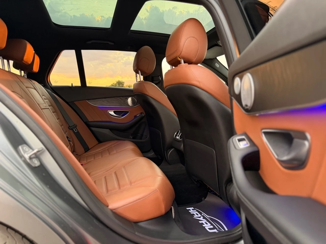 Mercedes-Benz C 220 d= 4Matic= AMG= Digital= Keyless Go= Burmester= Pa - автомобили, коли, обяви за нови и употребявани 11
