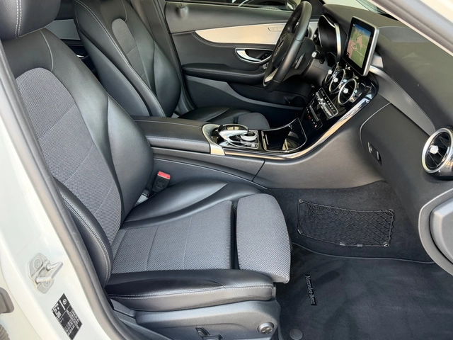 Mercedes-Benz C 220 d, 4-MATIC, SPORT-FULL SERVICE MERCEDES+ ФАКТУРИ!! - автомобили, коли, обяви за нови и употребявани 9