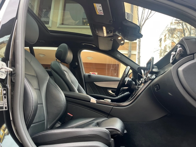 Mercedes-Benz C 220 AMG Full 4x4 C220d 360k - автомобили, коли, обяви за нови и употребявани 12