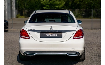 mercedes-benz-c-220 - 4