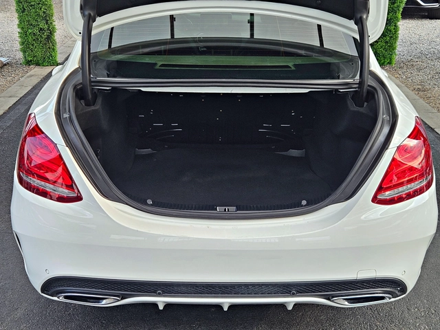 Mercedes-Benz C 220 ! AMG/PANORAMA/CAMERA/MULTIBEAM/BURMESTER/AUTO H/L - автомобили, коли, обяви за нови и употребявани 7