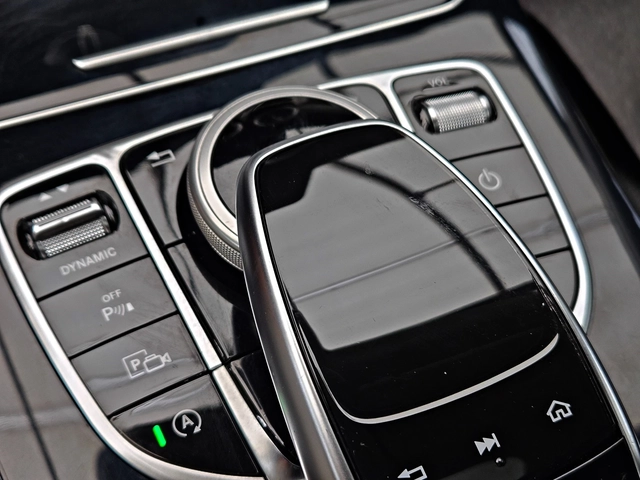Mercedes-Benz C 220 ! AMG/4MAT/STELTH MATT/DIGITAL/PANO/CAMERA/ПОДГР/L - автомобили, коли, обяви за нови и употребявани 10