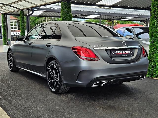 Mercedes-Benz C 220 ! AMG/4MAT/STELTH MATT/DIGITAL/PANO/CAMERA/ПОДГР/L - автомобили, коли, обяви за нови и употребявани 6