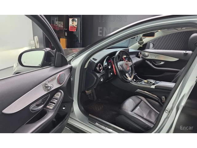 Mercedes-Benz C 220 d / C63 AMG ПАКЕТ / ПАНОРАМА / КАМЕРА / HUD / - автомобили, коли, обяви за нови и употребявани 6