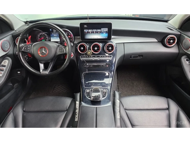 Mercedes-Benz C 220 d / C63 AMG ПАКЕТ / ПАНОРАМА / КАМЕРА / HUD / - автомобили, коли, обяви за нови и употребявани 7