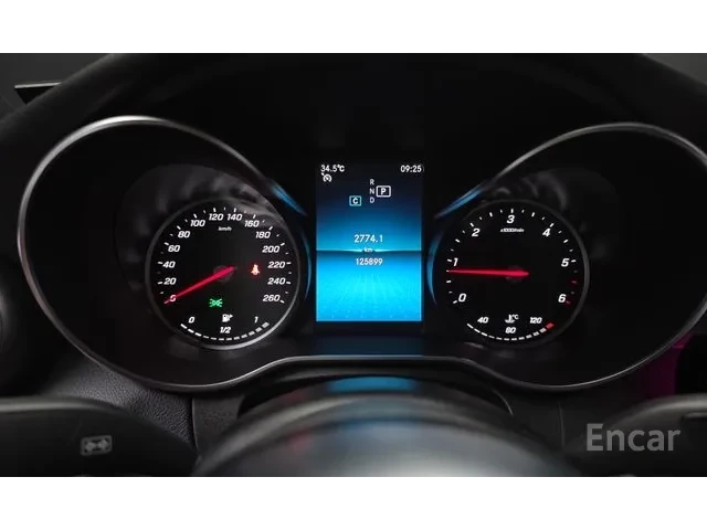 Mercedes-Benz C 220 d 4MATIC | AIRMATIC | AMG ПАКЕТ | DISTRONIC | 360 - автомобили, коли, обяви за нови и употребявани 9