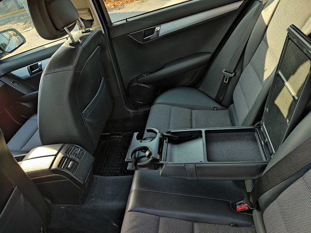 Mercedes-Benz C 220 CDI - автомобили, коли, обяви за нови и употребявани 11