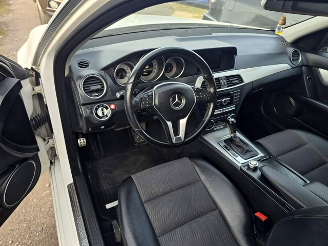 Mercedes-Benz C 220 FACE/AVANGARDE 2.2CDI/170hp - автомобили, коли, обяви за нови и употребявани 9