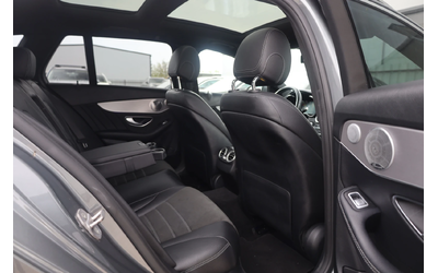Mercedes-Benz C C - автомобили, коли, обяви за нови и употребявани 8