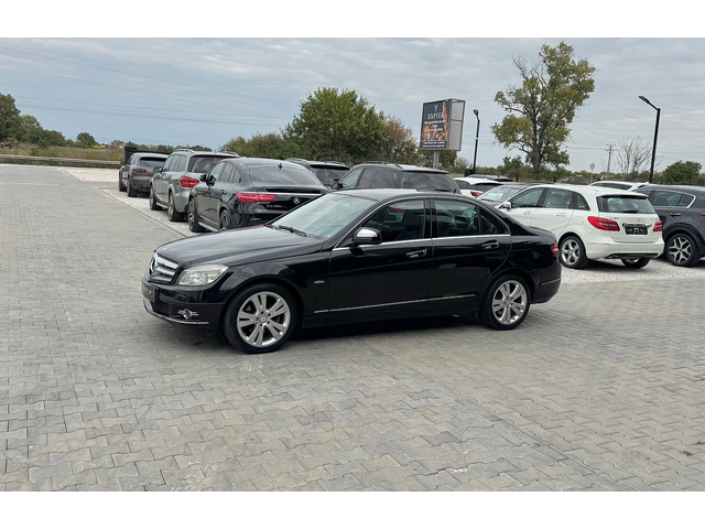 Mercedes-Benz C 230 i Avantgarde - автомобили, коли, обяви за нови и употребявани 1