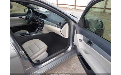 mercedes-benz-c-250-1-8l-i-4-di-dohc-vvt-turbo-201hp-rear-wheel-drive - 4