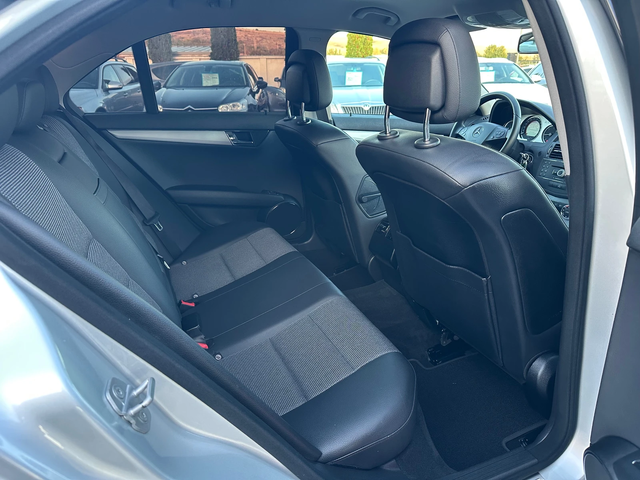 Mercedes-Benz C 250 AVANGARDE* NAVI* TOP* - автомобили, коли, обяви за нови и употребявани 6