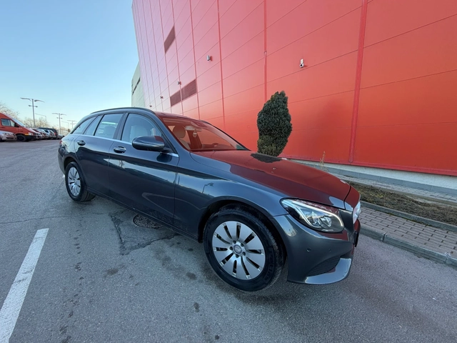 Mercedes-Benz C 250 BiTurbo* AMG* LED - автомобили, коли, обяви за нови и употребявани 1