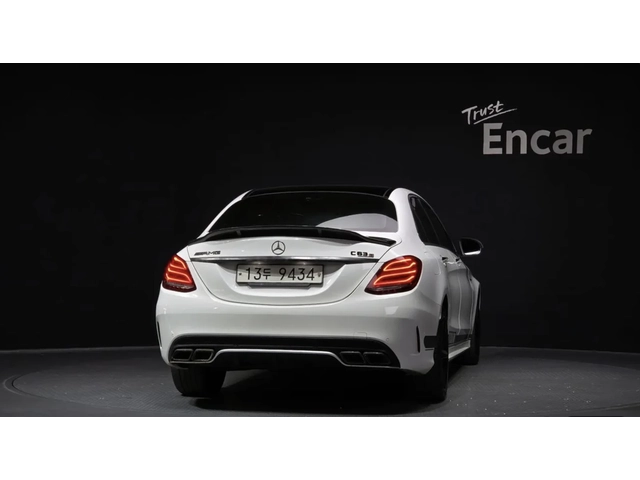 Mercedes-Benz C 250 C63 AMG ПАКЕТ/ CARPLAY/ ШИБИДАХ / FULL! - автомобили, коли, обяви за нови и употребявани 3