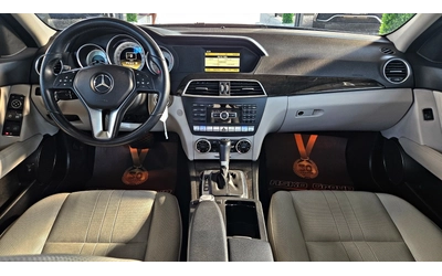 Mercedes-Benz C 250 AMG/AVANTGARDE/FACE/ПОДГРЕВ/ОБДУХ/GERMANY/F1/LIZIN - автомобили, коли, обяви за нови и употребявани 7