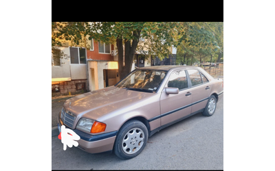 Mercedes-Benz C 250 Седан - автомобили, коли, обяви за нови и употребявани 12