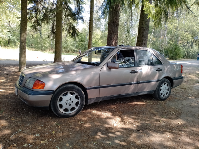 Mercedes-Benz C 250 Седан - автомобили, коли, обяви за нови и употребявани 1