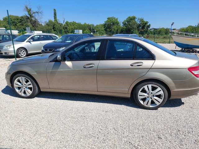 Mercedes-Benz C 280 - автомобили, коли, обяви за нови и употребявани 7