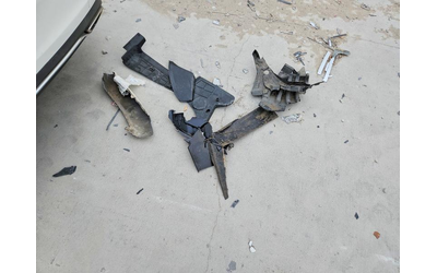 Mercedes-Benz C 300 2.0L 4 REAR WHEEL DRIVE - автомобили, коли, обяви за нови и употребявани 11