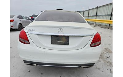 mercedes-benz-c-300-2-0l-4-rear-wheel-drive - 5